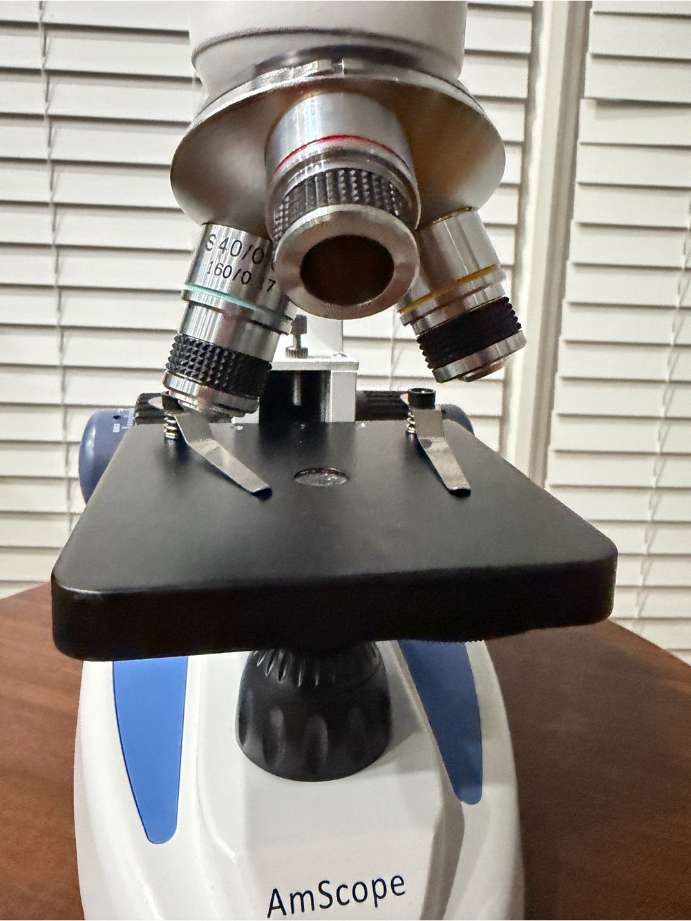 40X-1000X Portable LED Monocular Student Microscope - Picture 4 of 11